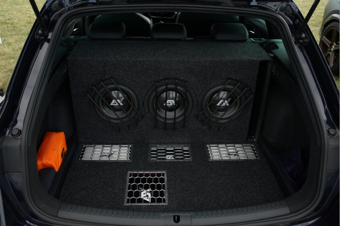 DM EM Continental dB Battle 2025 00077