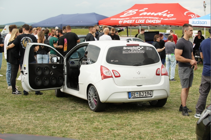 DM EM Continental dB Battle 2025 00131