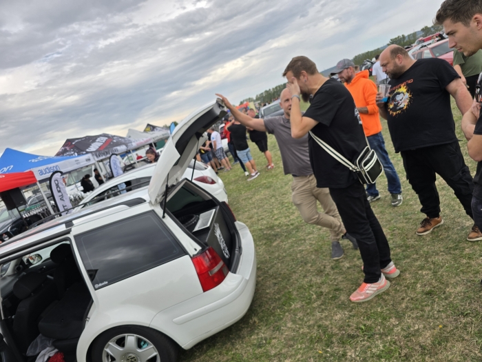 DM EM Continental dB Battle 2025 00161