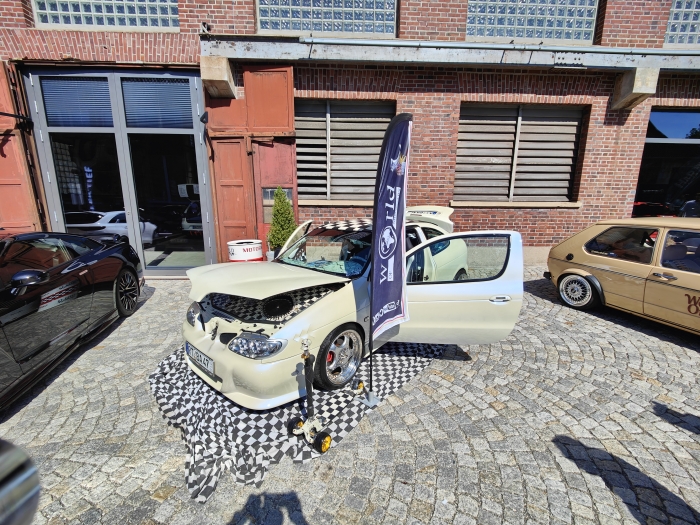 Gladen Mosconi AYA 2024 00063